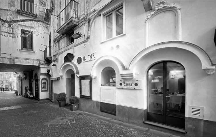 Amalfi: nuova offerta al Tarì Art